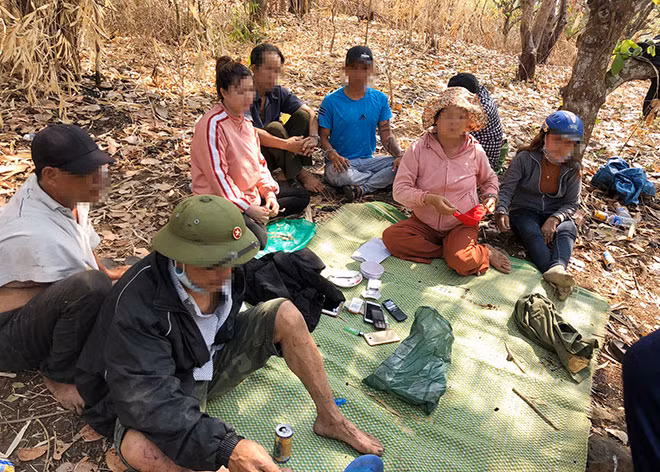 Hiện trường vụ đánh bạc.