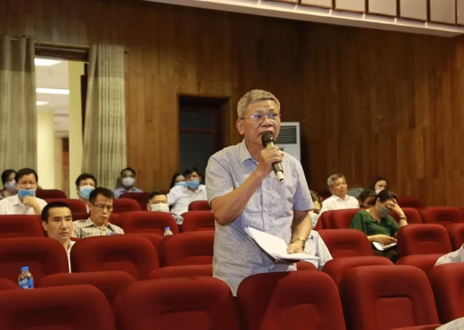 Cử tri huyện Bắc Từ Liêm bày tỏ ý kiến với Đoàn Đại biểu Quốc hội TP Hà Nội.