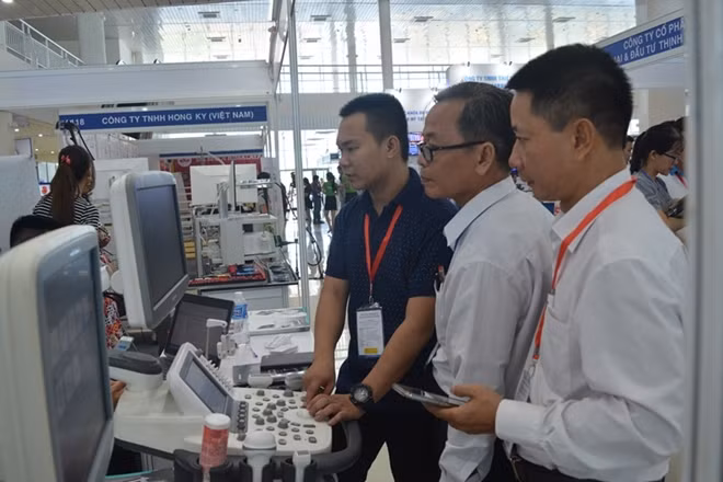 Triển lãm quốc tế chuyên ngành y dược (MEDI-PHARM DANANG 2019) đã thu hút hơn 100 doanh nghiệp ngành Y trong nước và quốc tế tham dự.