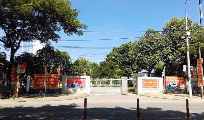 Một vị cán bộ của xã Hòa Tiến, huyện Hòa Vang, TP Đà Nẵng khác đã có thái độ gắt gỏng với dân cũng đã bị xử lý kỷ luật.