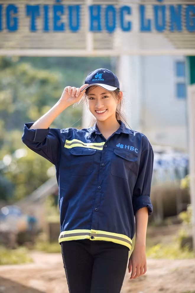 Với những hành động ý nghĩa ấy, Lương Thùy Linh đang từng bước truyền đi thông điệp về sức mạnh của lòng nhân ái, hướng tới chặng đường dài với nhiều hơn nữa những dự án ý nghĩa có thể thực hiện được sau này chính là điều cô đang nỗ lực.