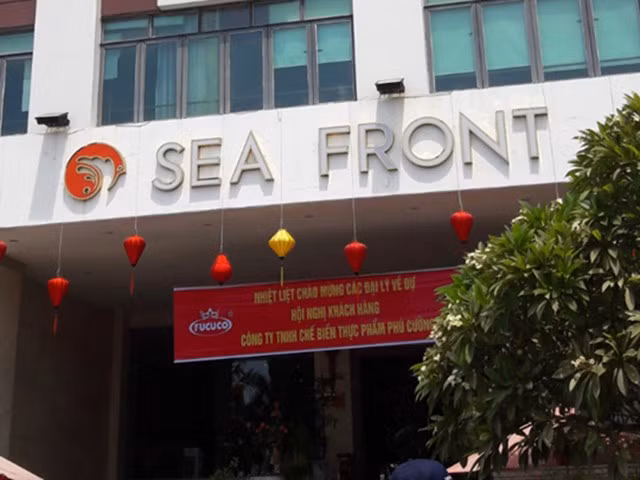 Khách sạn Seafront và thông cáo của Ban Quản lý ATTP TP. Đà Nẵng về các trường hợp nghi ngờ ngộ độc thực phẩm đối với đoàn khách Lào.