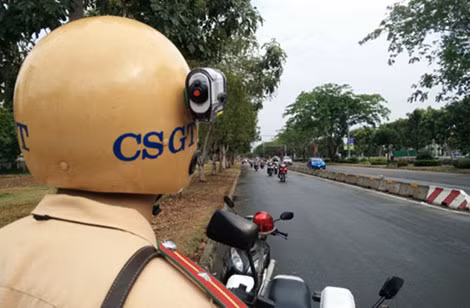 CSGT quận 7 gắn camera giám sát. (Ảnh Hữu Công) CSGT quận 7 gắn camera giám sát. (Ảnh Hữu Công)
