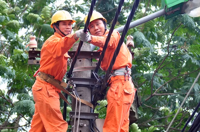 Điện lực Hà Nội đảm bảo không mất điện trong 3 ngày diễn ra kỳ thi THPT quốc gia