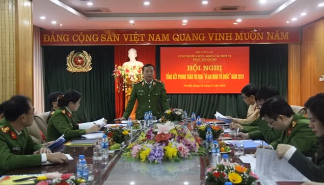 Cụm thi đua số 5 có nhiều tập thể, cá nhân vinh dự nhận được các phần thưởng cao quý
