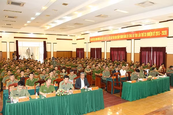Bộ trưởng Trần Đại Quang phát biểu chỉ đạo tại Công an tỉnh Ninh Thuận.