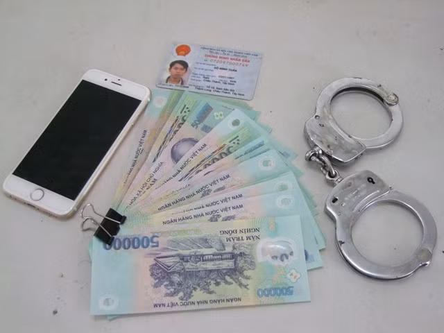 Đối tượng cùng tang vật