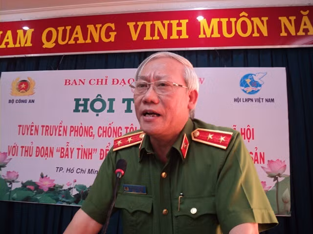 Trung tướng Nguyễn Công Sơn, Phó Tổng cục trưởng Tổng cục Cảnh sát phát biểu kết luận Hội thảo