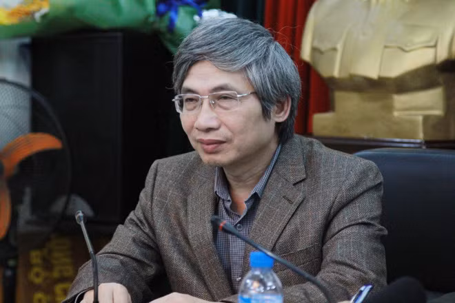 Ông Nam Nhật Minh. Ông Nam Nhật Minh.