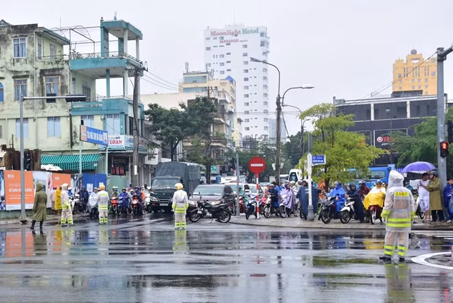 Ảnh. Thân Lai.