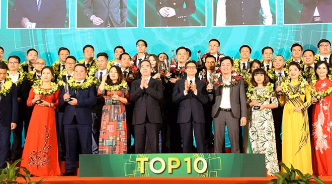 Trao danh hiệu doanh nhân trẻ khởi nghiệp xuất sắc