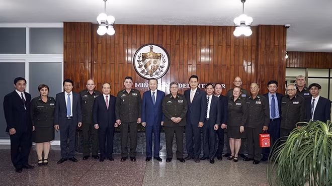 Hội đàm cấp cao giữa hai Bộ.