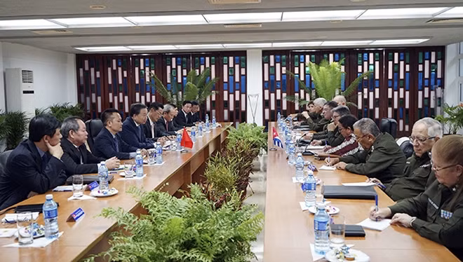 Hội đàm cấp cao giữa hai Bộ.