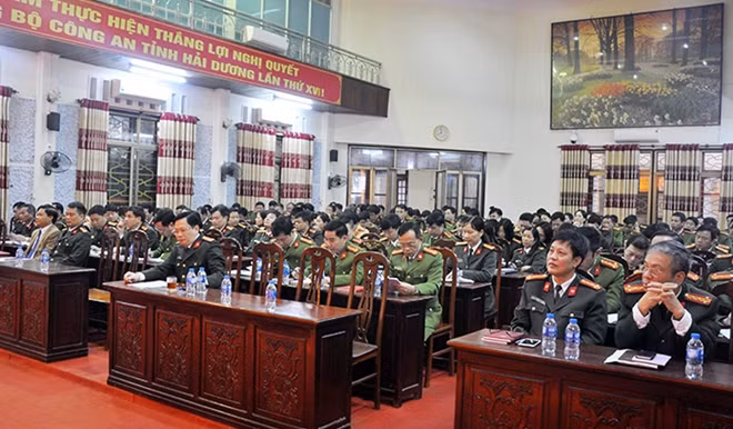 Các đại biểu tại hội nghị.
