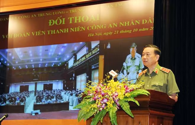 Bộ trưởng Tô Lâm phát biểu tại buổi giao lưu, đối thoại.