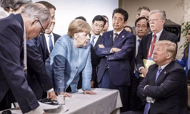 Bức ảnh lãnh đạo các nước G7 gây xôn xao trên mạng. Ảnh Getty Images