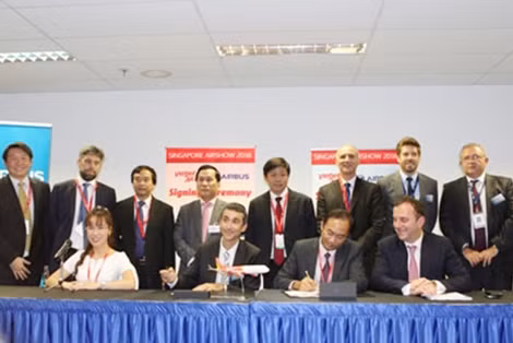 Vietjet và Airbus bắt tay thành lập trung tâm huấn luyện tại Việt Nam.