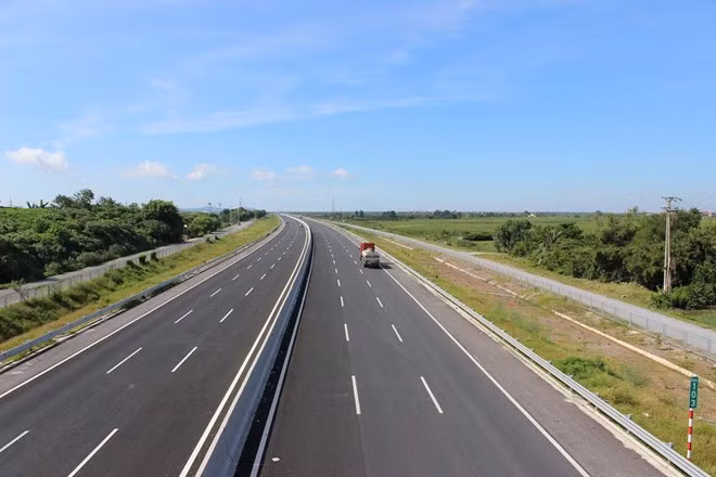 Nhiều lo ngại về những cơ chế mà Bộ Giao thông vận tải định vận dụng để thực hiện cao tốc Bắc - Nam