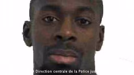 Amedy Coulibaly đã thuê một ngôi nhà nhỏ ở ngoại ô Paris để sử dụng như nhà kho cất giấu vũ khí.