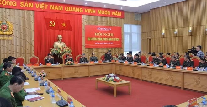 Đại diện các đơn vị tham luận tập trung vào một số nội dung quan trọng