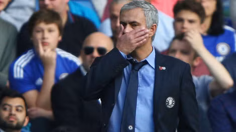 Sự bất lực của Mourinho.