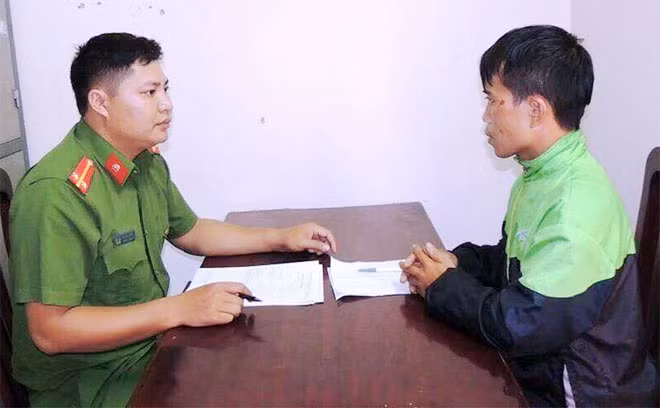 Đối tượng Định.