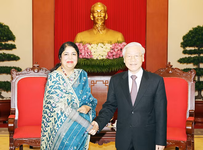Tổng Bí thư Nguyễn Phú Trọng và Chủ tịch Quốc hội Bangladesh Shirin Shamin Chaudhury tại buổi tiếp. Ảnh: TTXVN.