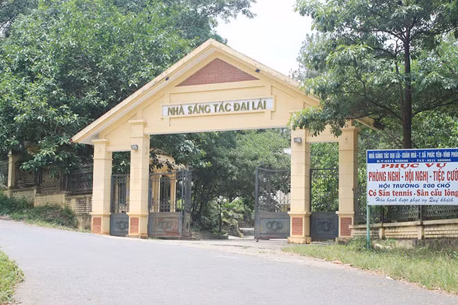 Nhà sáng tác Đại Lải, Phú Yên thuộc Trung tâm Hỗ trợ sáng tác văn học nghệ thuật.
