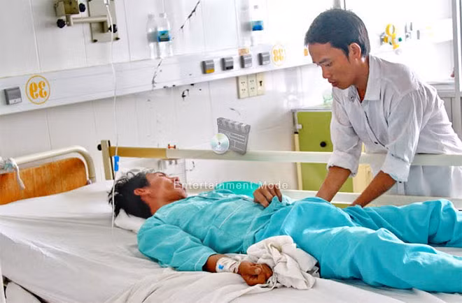 Một trong số 75 người còn đang điều trị tại Bệnh viện đa khoa Ninh Thuận đến chiều 28-8.