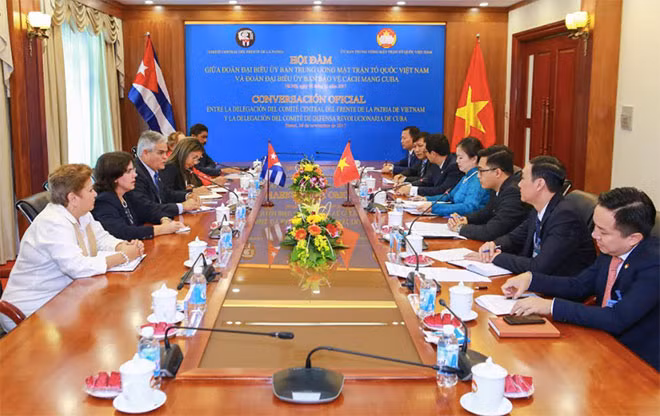 Toàn cảnh buổi tiếp.