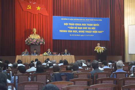 Quang cảnh hội thảo "Vấn đề đạo đức xã hội trong văn học, nghệ thuật hiện nay".
