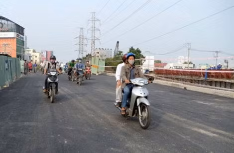 Hết cảnh kẹt xe cầu Ông Buông 2.
