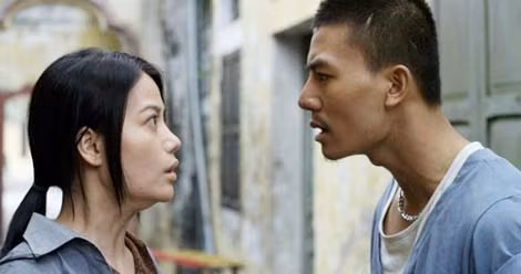 Hiếu Nguyễn và Trương Ngọc Ánh trong phim ''Hương ga''.