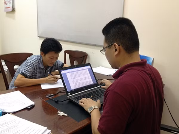 Cơ quan điều tra lấy lời khai Diệu.