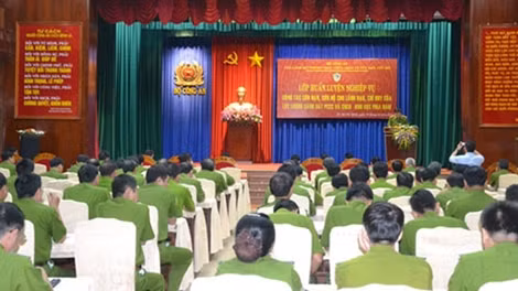 Lễ khai mạc lớp tập huấn.