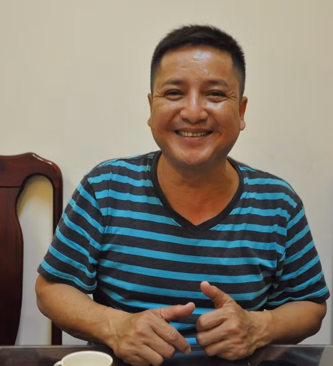 Nghệ sĩ ưu tú Chí Trung.