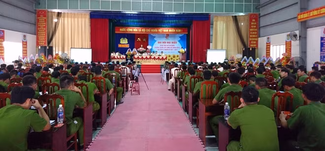 Quang cảnh đại hội.