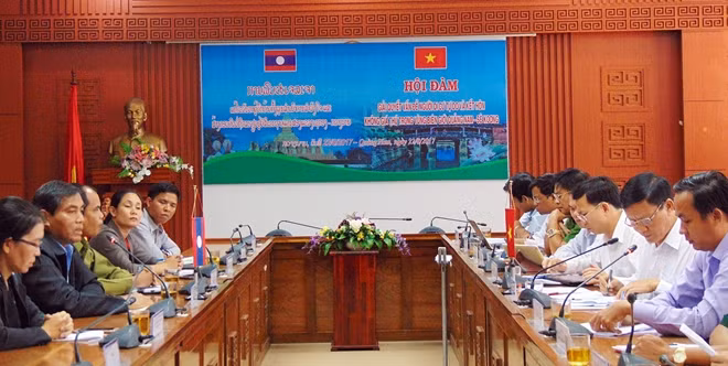 Lãnh đạo 2 tỉnh Quảng Nam và Sê Kông tham gia buổi Hội đàm.