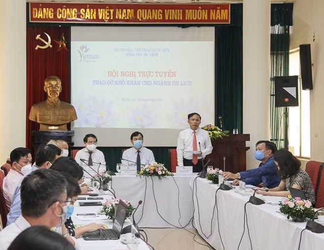 Hội thảo trực tuyến tháo gỡ khó khăn cho du lịch Việt