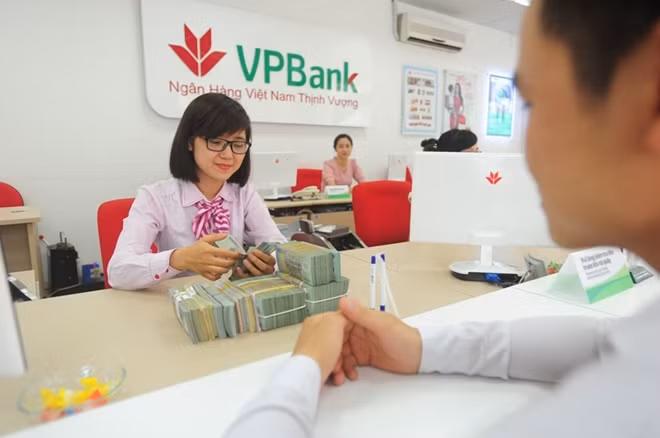 Áp lực lên tỷ giá trong năm 2016 là khá lớn.