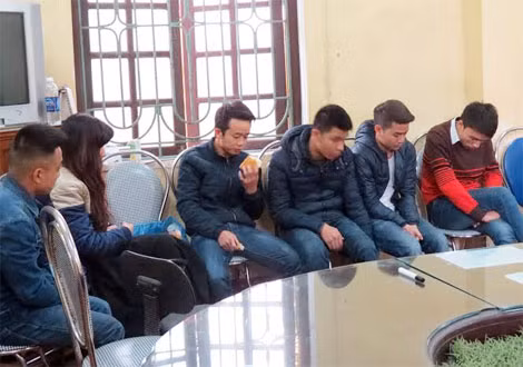 Các đối tượng tại cơ quan điều tra.