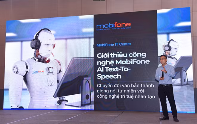 Đại diện MobiFone trình bày giải pháp AI Text to Speech Đại diện MobiFone trình bày giải pháp AI Text to Speech