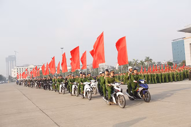 Các lực lượng trong Lễ ra quân.