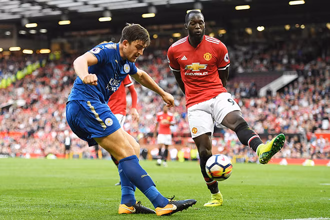 Trong khi Marguie (trái) gia nhập Manchester United thì Lukaku (phải) đã ra đi.