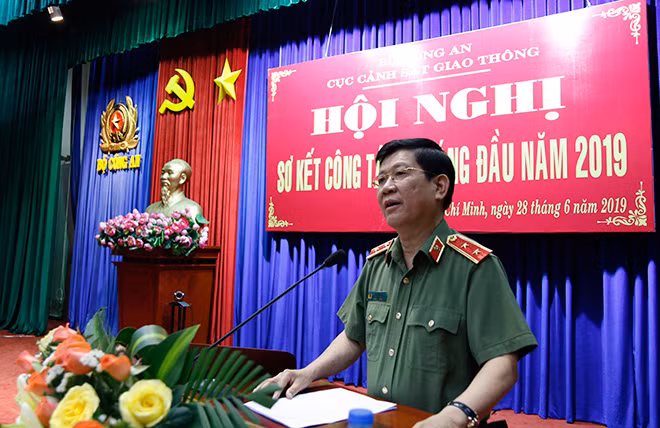 Thứ trưởng Nguyễn Văn Sơn phát biểu tại Hội nghị.