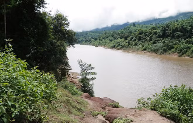 Một góc sông Sê Pôn.