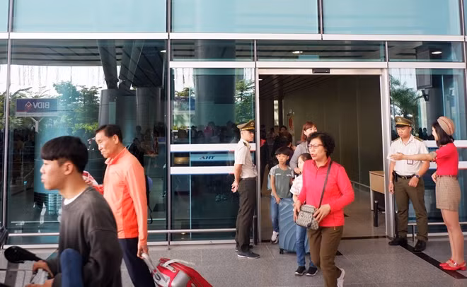 Sở Y tế TP Đà Nẵng đã chỉ đạo Trung tâm kiểm soát bệnh tật khởi động quy trình chống dịch nhóm A, đặc biệt quan tâm tại các cửa khẩu quốc tế, vì khách du lịch Trung Quốc vào Đà Nẵng hiện nay rất lớn.