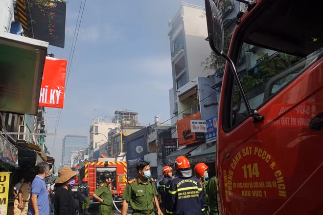 Tuyến đường Nguyễn Thượng Hiền được phong tỏa