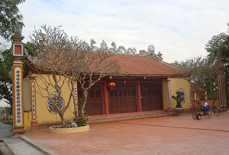 Đình làng Đại Trà.