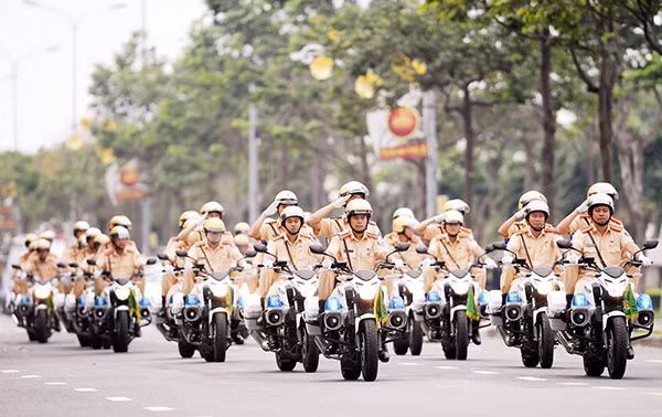 Lực lượng Công an luôn giữ vai trò nòng cốt trong bảo đảm vững chắc an ninh quốc gia, trật tự, an toàn xã hội, bảo đảm an toàn cho cuộc sống của nhân dân. Lực lượng Công an luôn giữ vai trò nòng cốt trong bảo đảm vững chắc an ninh quốc gia, trật tự, an toàn xã hội, bảo đảm an toàn cho cuộc sống của nhân dân.